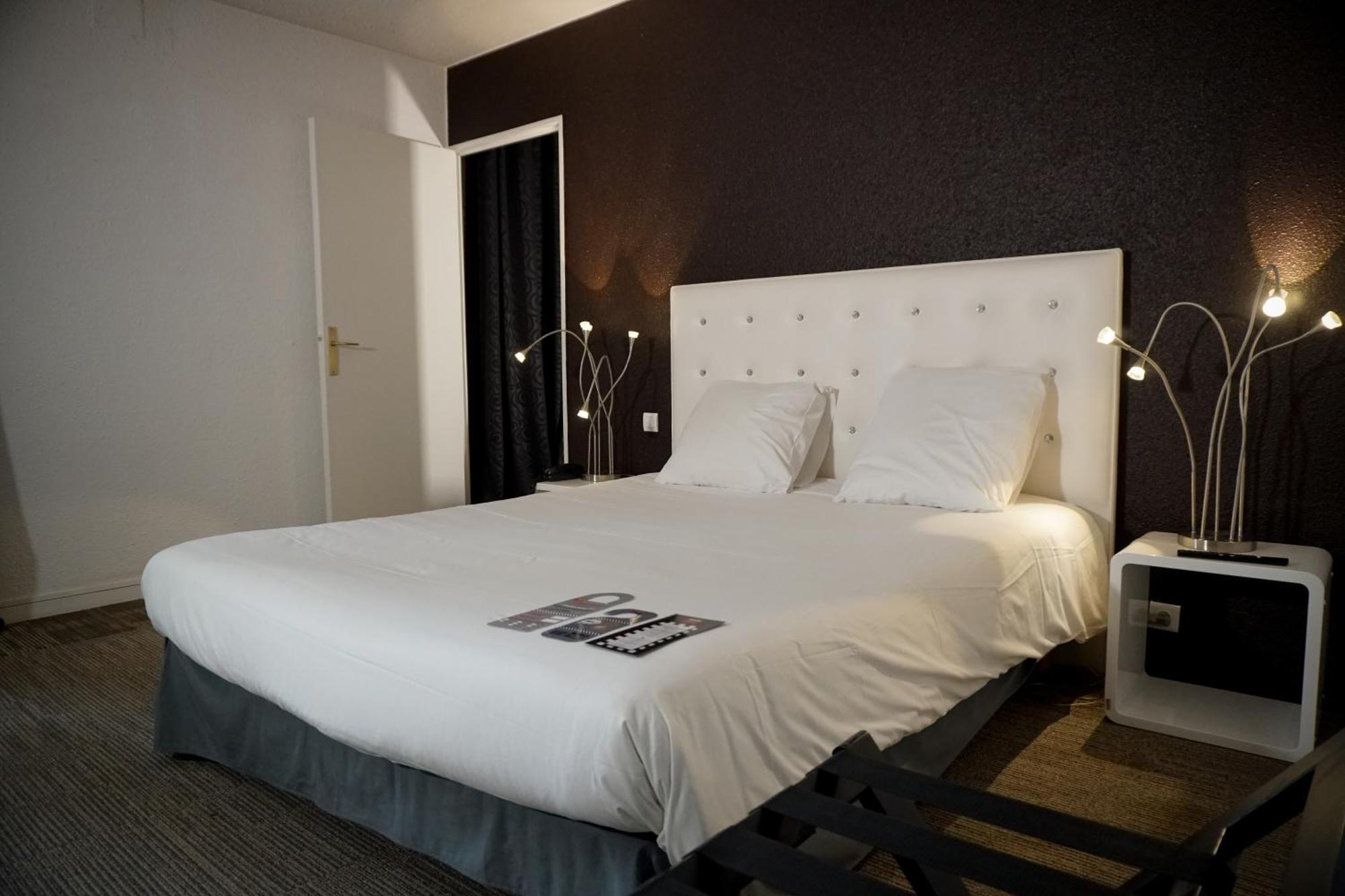 Enzo Hotels Diane - Logis Amnéville Екстериор снимка